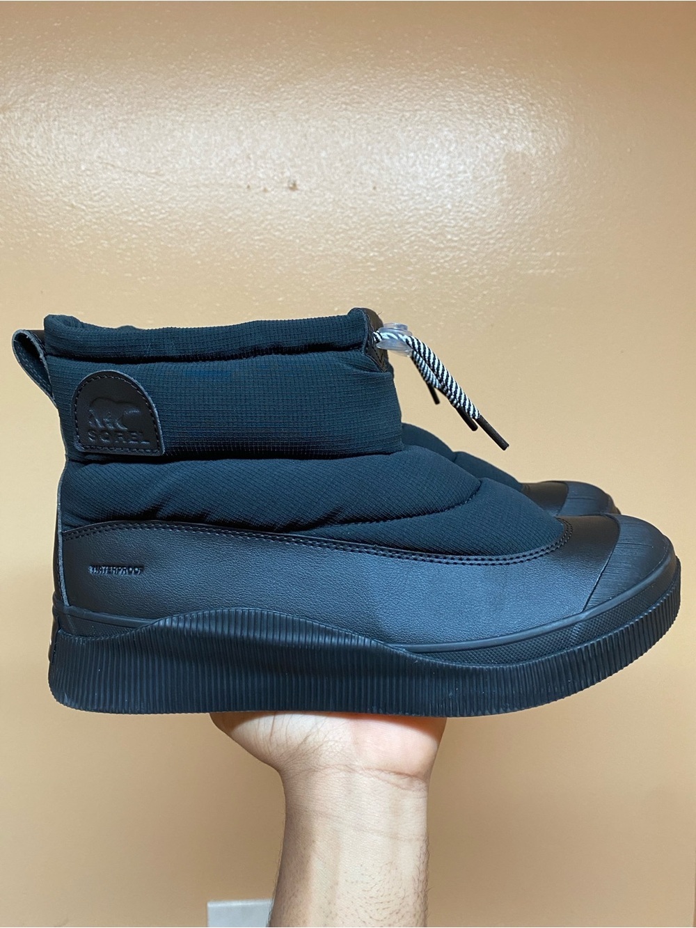 SOREL Women's Out N About IV Puffy Waterproof Boots Size 10